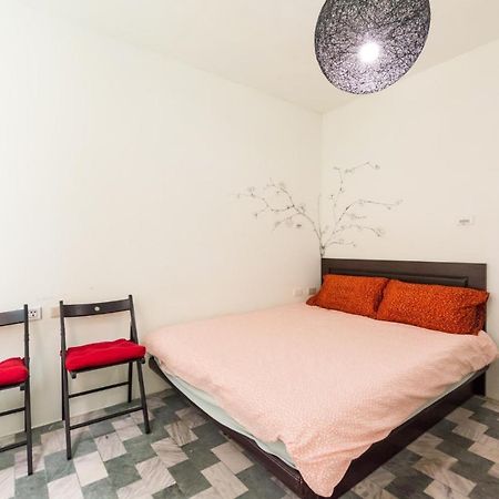 South Traveller Apartment Tainan Luaran gambar