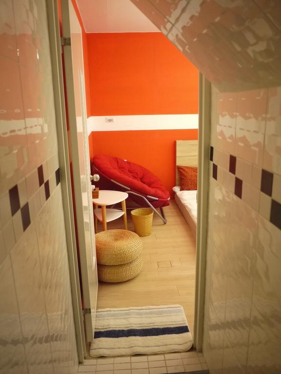 South Traveller Apartment Tainan Luaran gambar